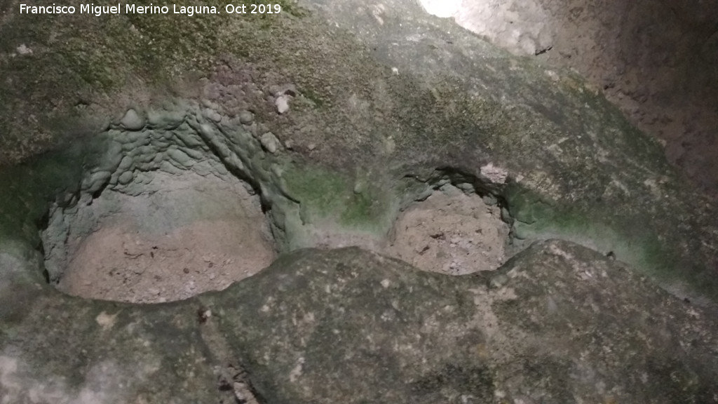 Cueva de las Cazoletas - Cueva de las Cazoletas. Cazoletas