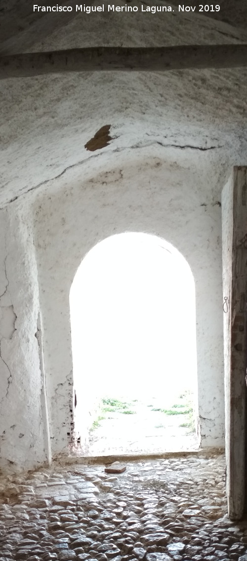 Casa Cueva de San Torcuato I - Casa Cueva de San Torcuato I. Viga de la entrada