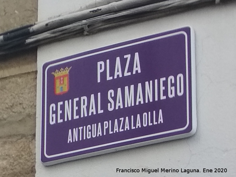 Plaza General Samaniego - Plaza General Samaniego. Placa
