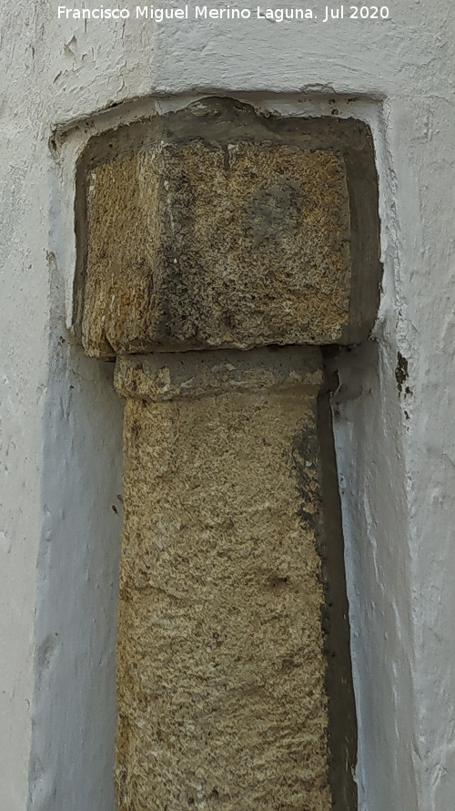 Arco de la Calle Alonso de Baena - Arco de la Calle Alonso de Baena. Capitel