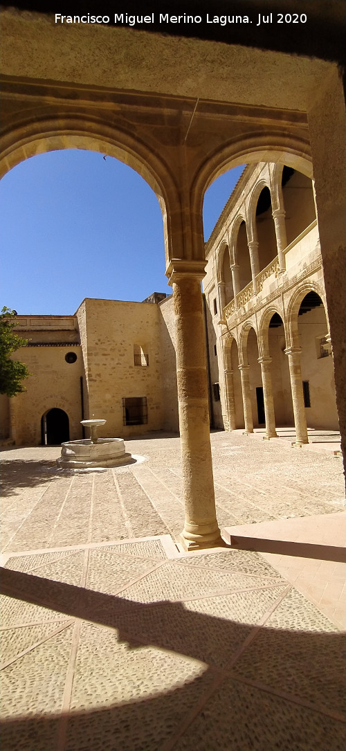 Castillo Palacio de los Ribera - Castillo Palacio de los Ribera. Patio