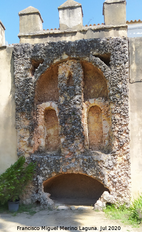 Castillo Palacio de los Ribera - Castillo Palacio de los Ribera. Grutesco del Jard�n Alto