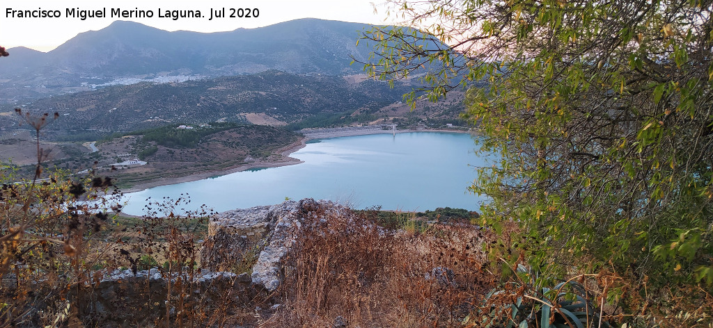 Pantano de Zahara-El Gastor - Pantano de Zahara-El Gastor. Desde la Villa Medieval de Zahara de la Sierra