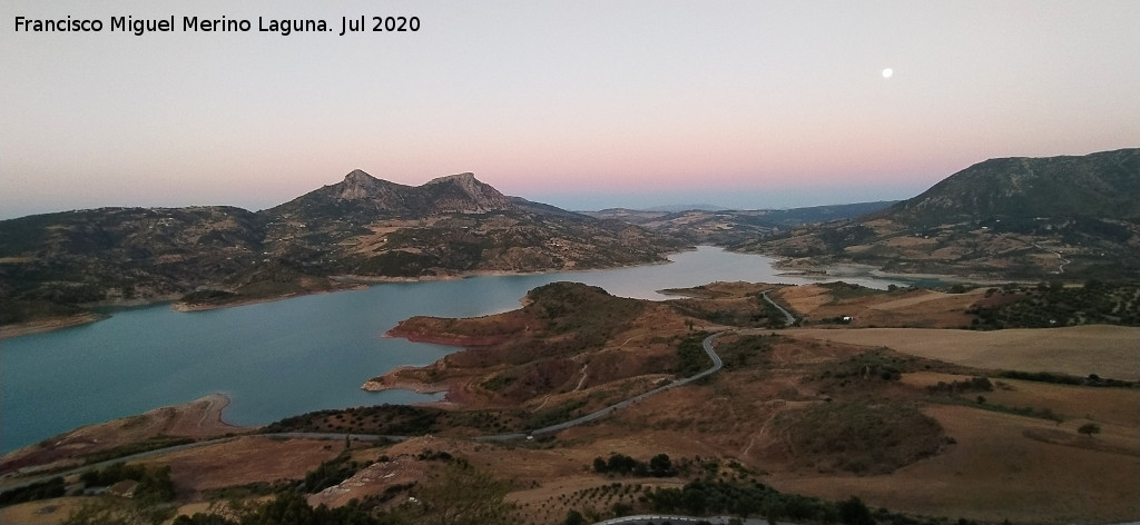 Pantano de Zahara-El Gastor - Pantano de Zahara-El Gastor. Con la Luna