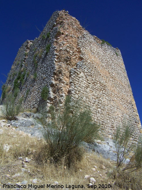 Castillo de la Pea. Torre del Homenaje - Castillo de la Pea. Torre del Homenaje. 