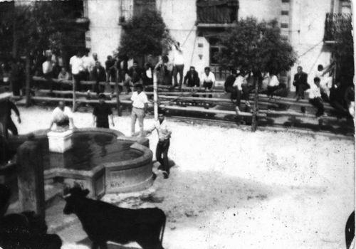 Fuente de la Plaza - Fuente de la Plaza. Foto antigua