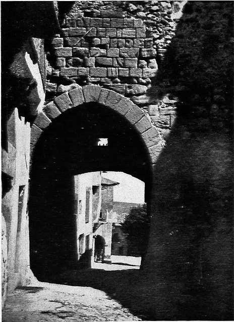 Muralla de Atienza - Muralla de Atienza. Foto antigua. Puerta Arrebatacapas intramuros