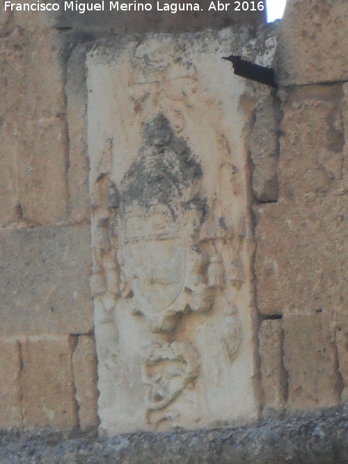 La Mota. Iglesia de Santo Domingo de Silos - La Mota. Iglesia de Santo Domingo de Silos. Escudo