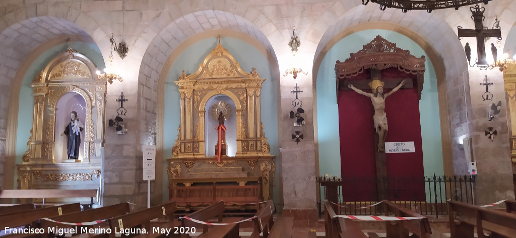 Santuario de la Virgen de la Cabeza - Santuario de la Virgen de la Cabeza. Capillas