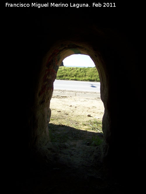 Cuevas Refugio - Cuevas Refugio. Puerta de acceso