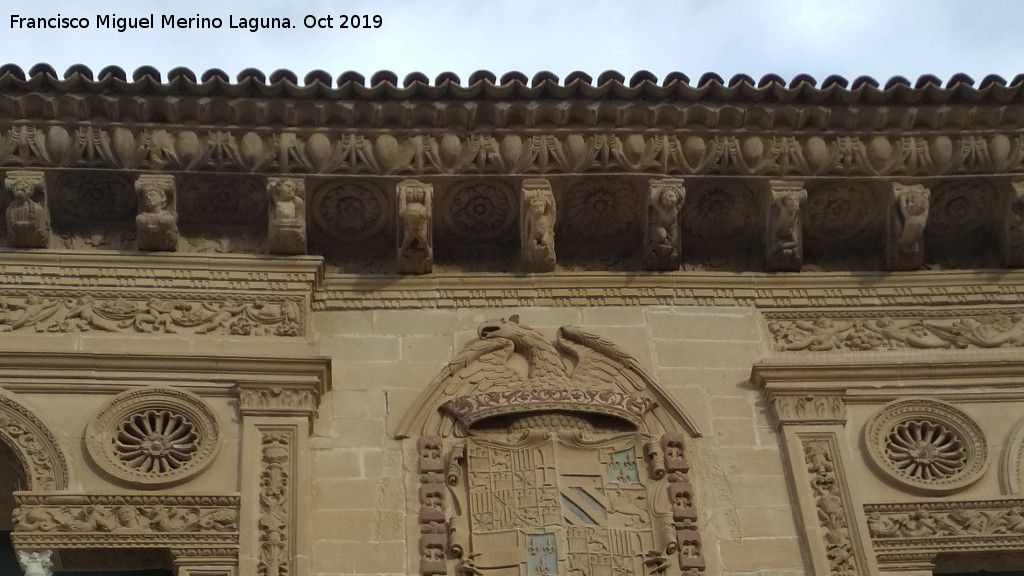 Ayuntamiento de Baeza - Ayuntamiento de Baeza. Canecillos