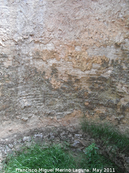 Calera de la Serrezuela II - Calera de la Serrezuela II. Paredes