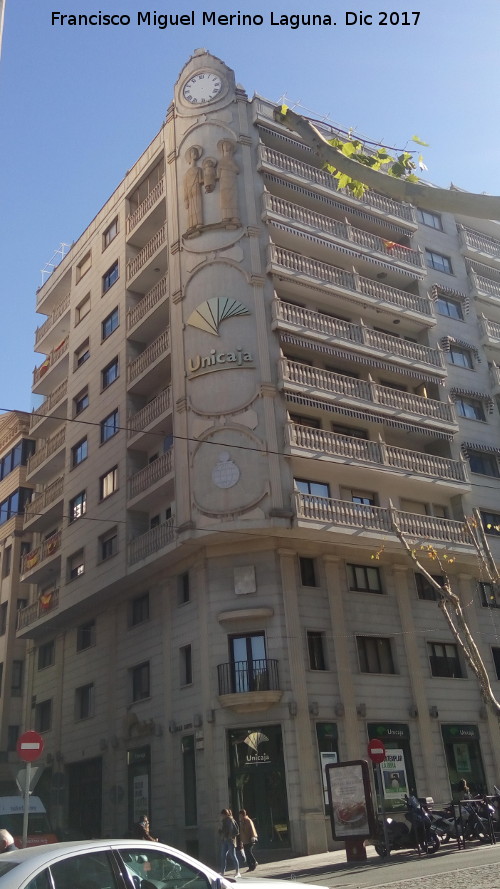 Edificio del Paseo de la Estacin n 28 - Edificio del Paseo de la Estacin n 28. 