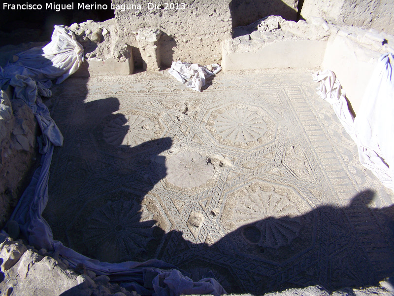 Cstulo. Templo Imperial - Cstulo. Templo Imperial. Mosaico de redes de pesca