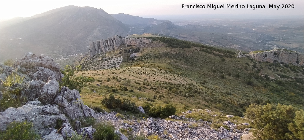 Cerro Salto de la Yegua - Cerro Salto de la Yegua. Vistas hacia el Puerto de Navatrillo