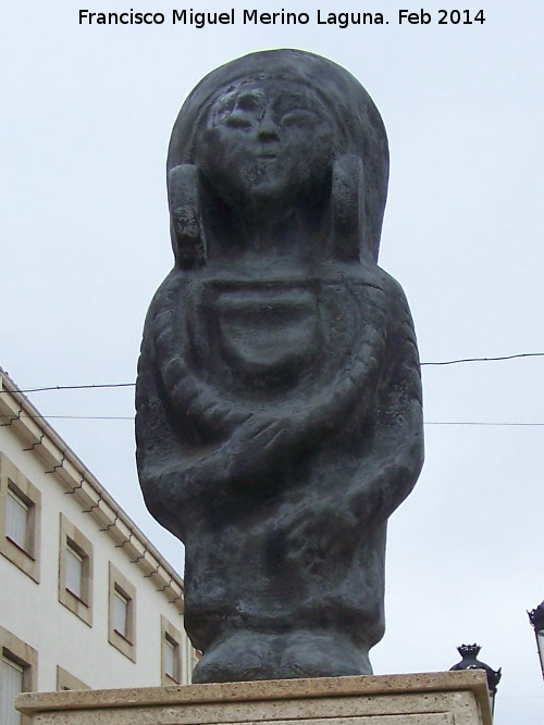 Monumento al Exvoto Ibero - Monumento al Exvoto Ibero. Estatua