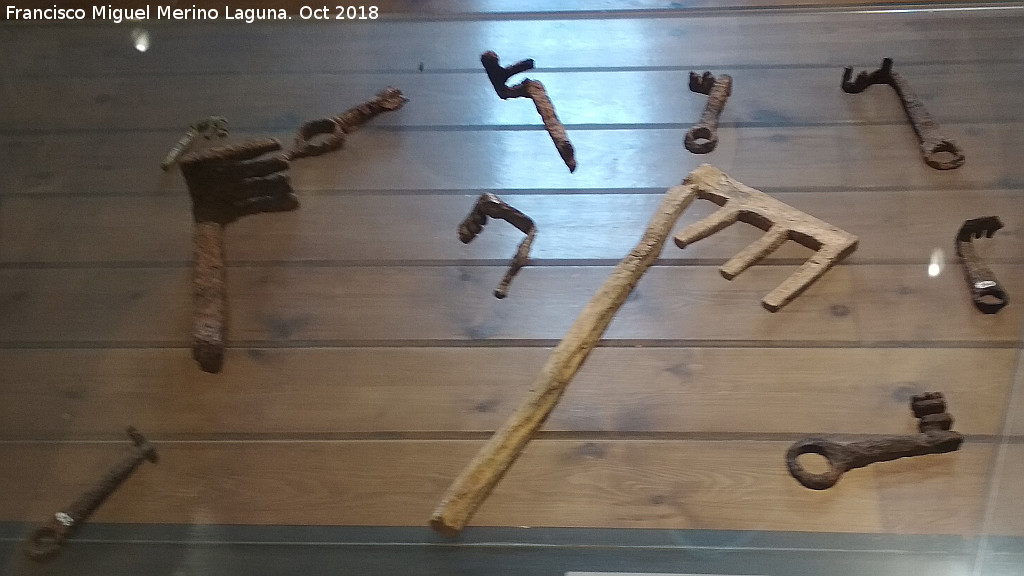 Historia de Castellar - Historia de Castellar. Llaves romanas. Museo de la Colegiata