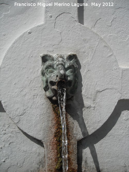 Pilar de la Entrada - Pilar de la Entrada. Ca�o