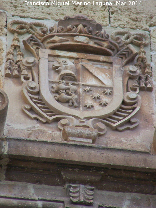 Iglesia de la Inmaculada - Iglesia de la Inmaculada. Escudo de la torre