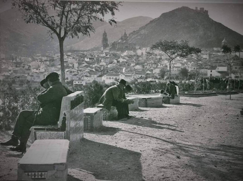 Paseo de la Alameda - Paseo de la Alameda. Rotonda de Capuchinos (Cine Auditorio) 1959