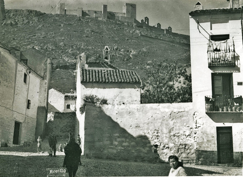 Calle Empedrada de la Magdalena - Calle Empedrada de la Magdalena. Foto antigua. Fotografa de Jaime Rosell Caada. Archivo IEG