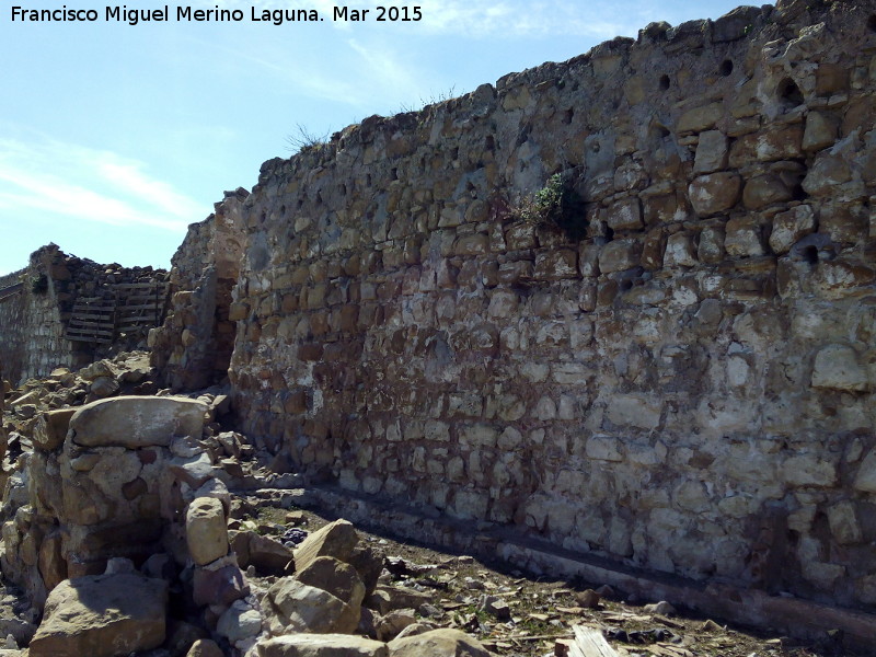 Castillo de Fuentetetar - Castillo de Fuentetetar. Muralla