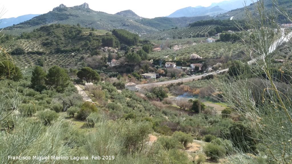 Cerro de los Morteros - Cerro de los Morteros. Vistas a la carretera de Los Villares