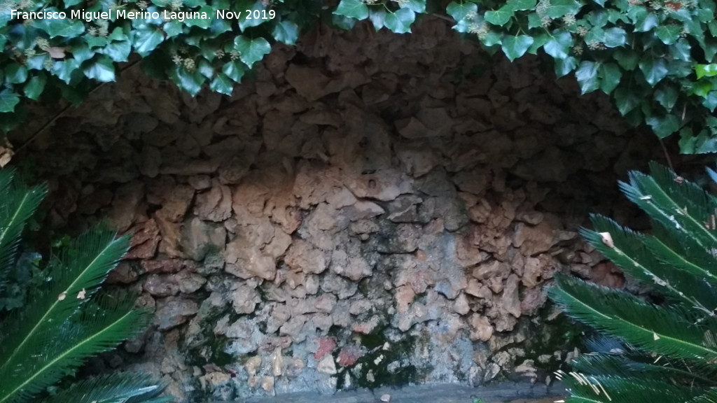 Jardines de Jabalcuz - Jardines de Jabalcuz. Fuente de las escaleras