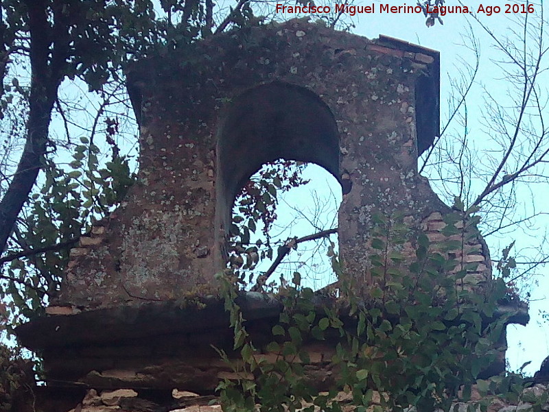 Ermita de Jabalcuz - Ermita de Jabalcuz. Espadaa a intramuros