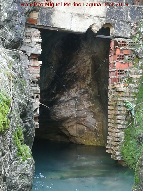 Arroyo de los Ba�os - Arroyo de los Ba�os. Nacimiento