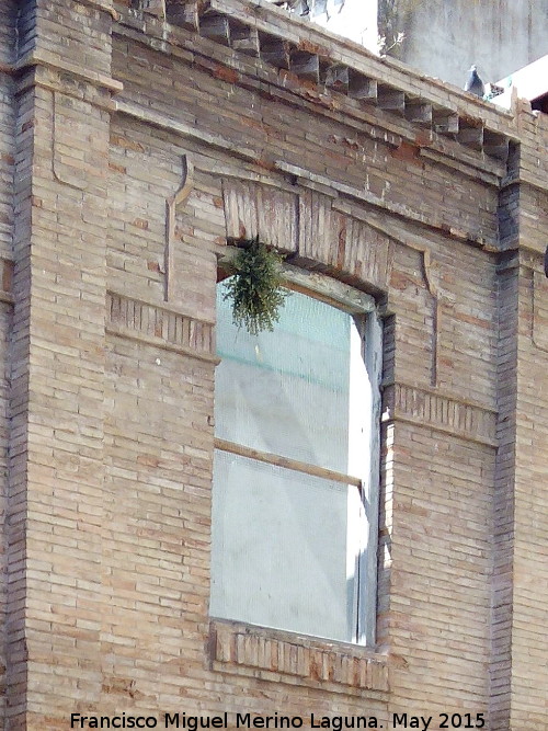 Grupo Escolar de los Caos - Grupo Escolar de los Caos. Ventana de la galera superior