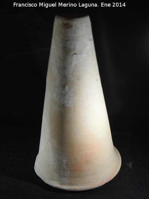 Castillo de San Miguel - Castillo de San Miguel. Cono de azcar empleado en la cristalizacin de la melaza