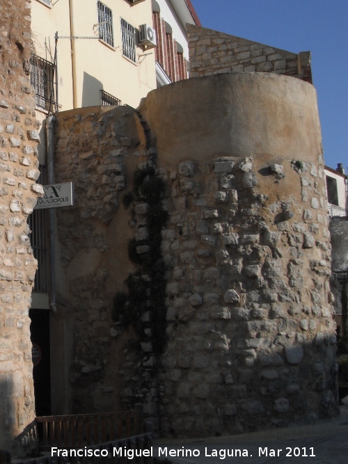 Muralla de Jan. Torren cilndrico de la Carrera de Jess - Muralla de Jan. Torren cilndrico de la Carrera de Jess. 