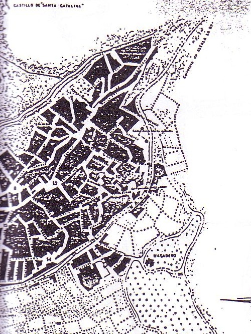 Muralla de Jan. Puerta del Aceituno - Muralla de Jan. Puerta del Aceituno. Mapa de 1887 donde se aprecia los dos torreones y la muralla