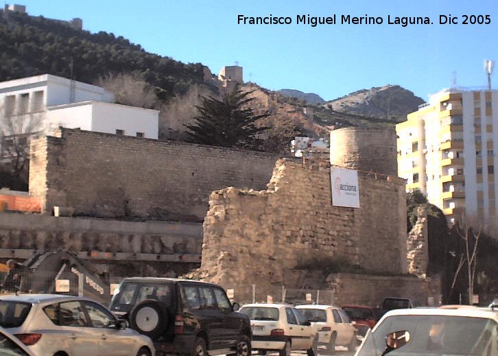 Muralla de Jan. Lienzo del Molino de la Condesa - Muralla de Jan. Lienzo del Molino de la Condesa. Es el lienzo superior durante la construccin del Teatro