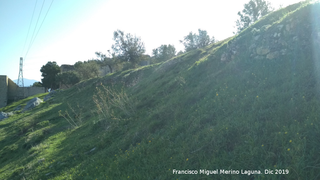Oppidum del Cerro de Santa Catalina - Oppidum del Cerro de Santa Catalina. Muralla