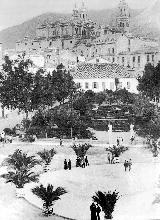 Plaza de la Constitucin. Foto antigua