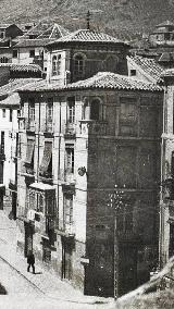 Edificio de la Caja de Ahorros de Crdoba. Foto antigua IEG. Edificio anterior