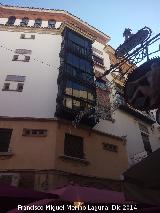 Edificio de la Clnica La Inmaculada. Balcones cerrados