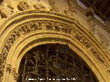 Colegiata de Santa Mara de los Reales Alczares. Capilla de los Becerra. Arco con representaciones de animales