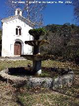 Fuente de las Ranas. Fuente de las Ranas y la Iglesia