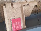 T�gola romana. Tumba de t�golas. Museo La frontera y los castillos - Olvera