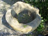 Almazara romana del Cerro de los Vientos. Pileta circular ubicada en la Cortijada Gil de Olid seguramente procedente de aqu
