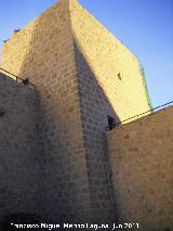 Castillo Nuevo de Santa Catalina. Torre de las Damas. Iluminacin nocturna