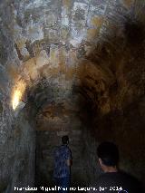 Castillo de Sabiote. Bodegas. Pasillo