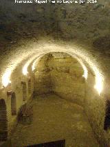 Castillo de Sabiote. Bodegas. 