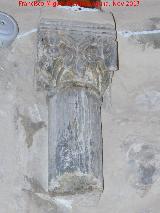 Castillo de Jimena. Capitel de la planta superior VII