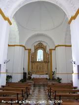 Santuario de Cnava. Interior y Altar Mayor con el camarn de la Virgen