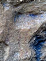Pinturas rupestres de la Cueva de la Graja-Grupo X. Parte de la figura de puntos
