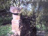 Castillo de Tobaruela. Maceteros de piedra a la entrada